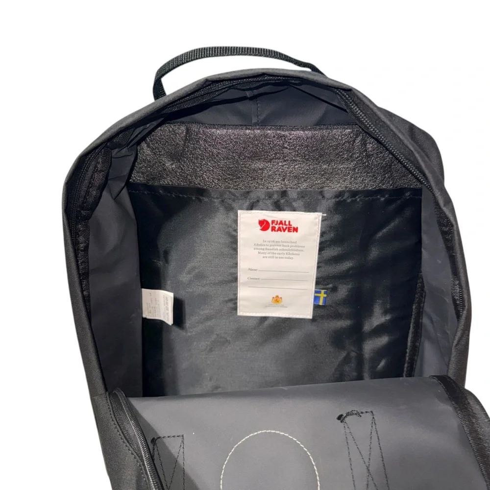FJÄLLRÄVEN (NWT) Classic Kånken Black Backpack - Picture 7 of 15